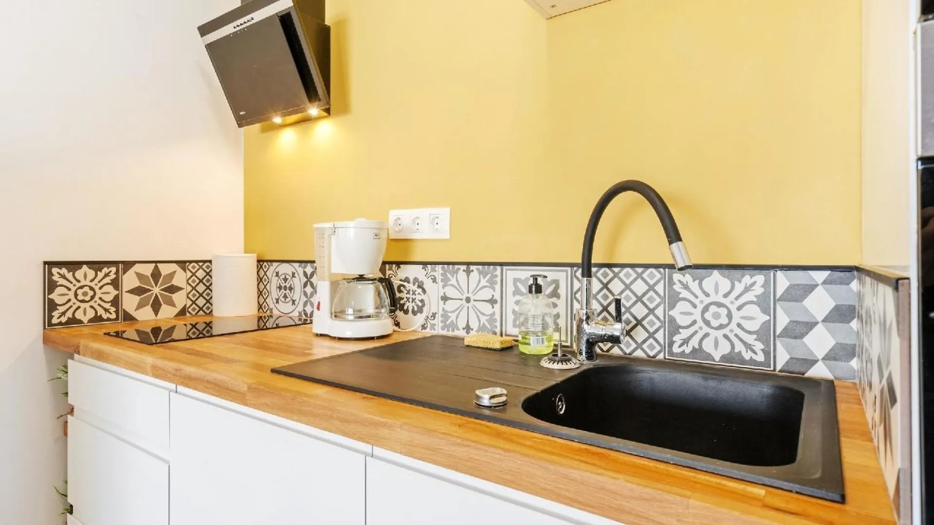 Apartment Ferienwohnung Fuer 4 Personen Ca 50 Qm In Empuriabrava, Costa Brava Golf De Roses